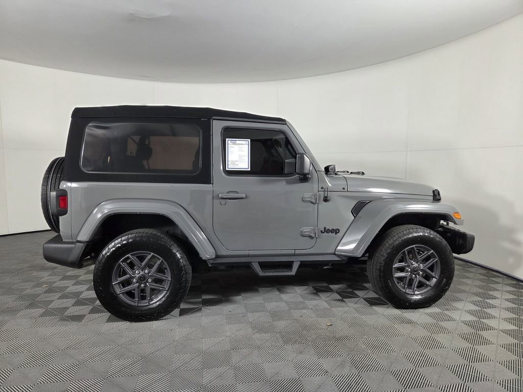 Certified 2021 Jeep Wrangler Willys image 4