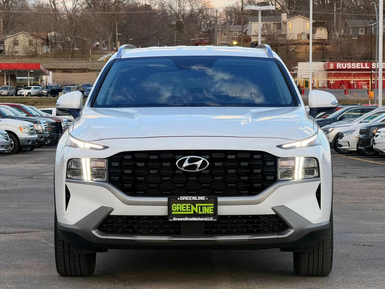 Used 2023 Hyundai Santa Fe SEL image 2