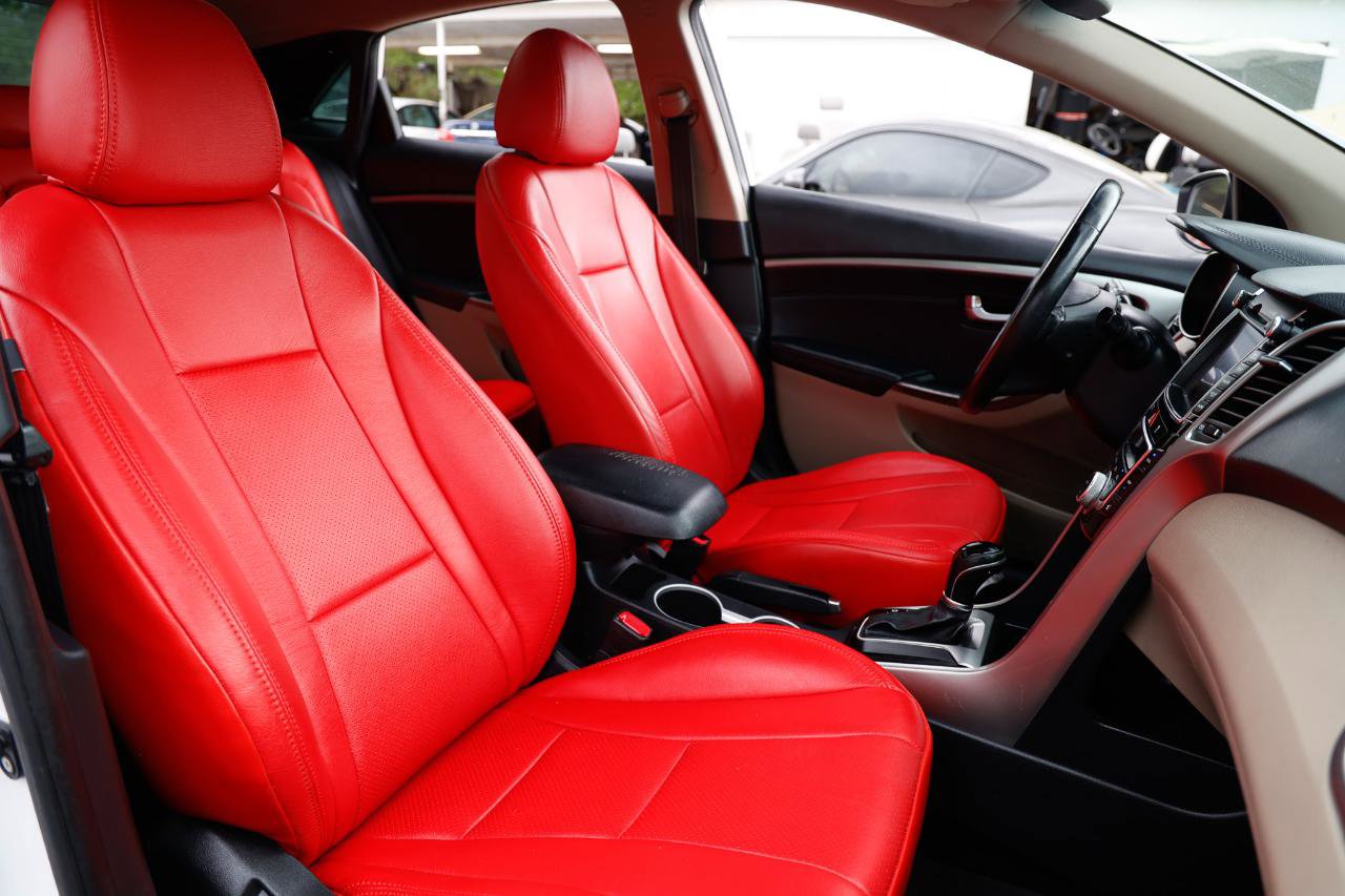 Used 2013 Hyundai Elantra GT w/ Style Pkg image 16