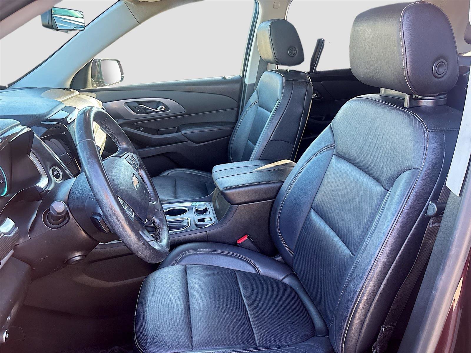 Used 2018 Chevrolet Traverse Premier w/ Driver Confidence II Package image 24