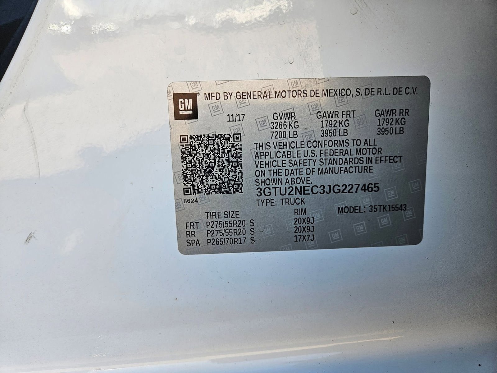Used 2018 GMC Sierra 1500 SLT AWD/4WD image 31