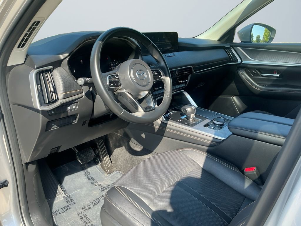 Used 2024 MAZDA CX-90 Plug-In Hybrid w/ Preferred AWD/4WD image 11