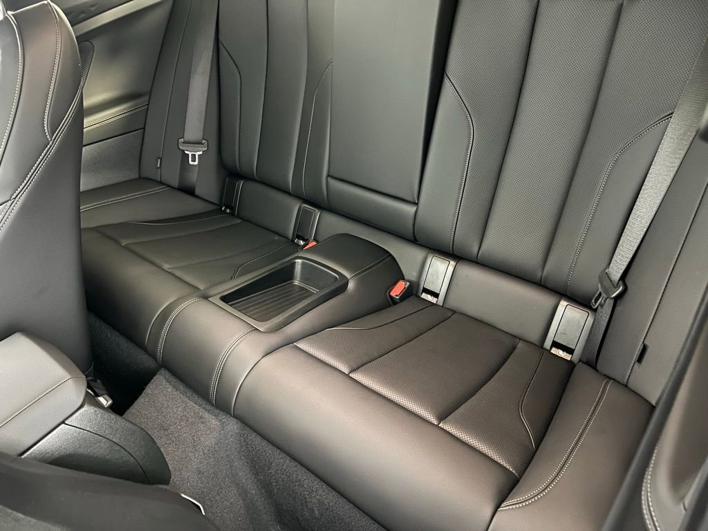 Used 2025 BMW M240i xDrive Coupe image 24