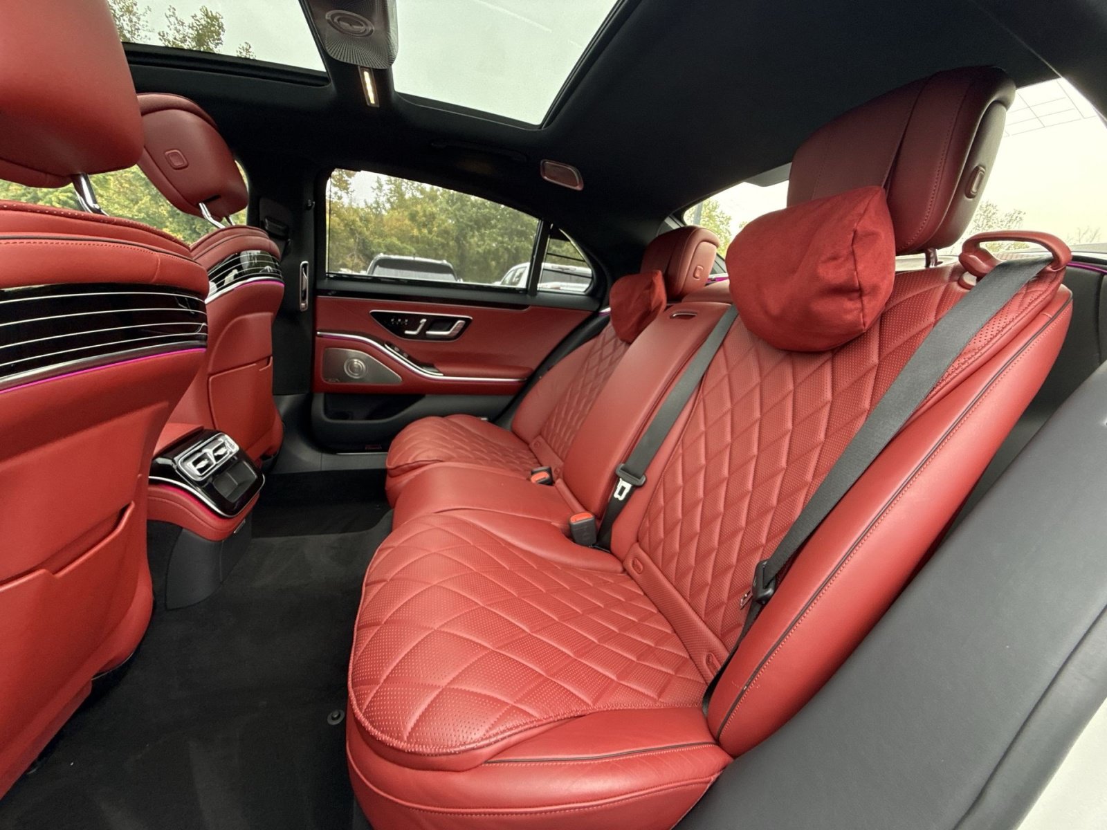 Used 2022 Mercedes-Benz S 500 4MATIC image 26