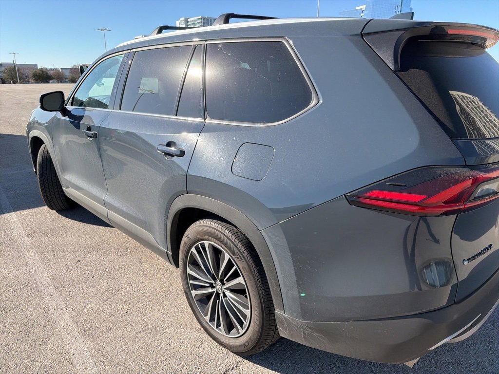 Used 2025 Toyota Grand Highlander MAX Platinum image 25