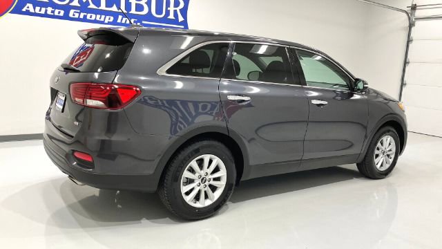 Used 2019 Kia Sorento LX image 17