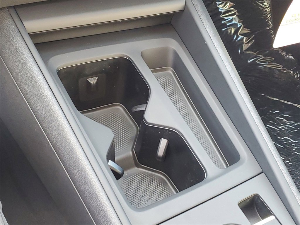 New 2026 Volkswagen Tiguan S image 24