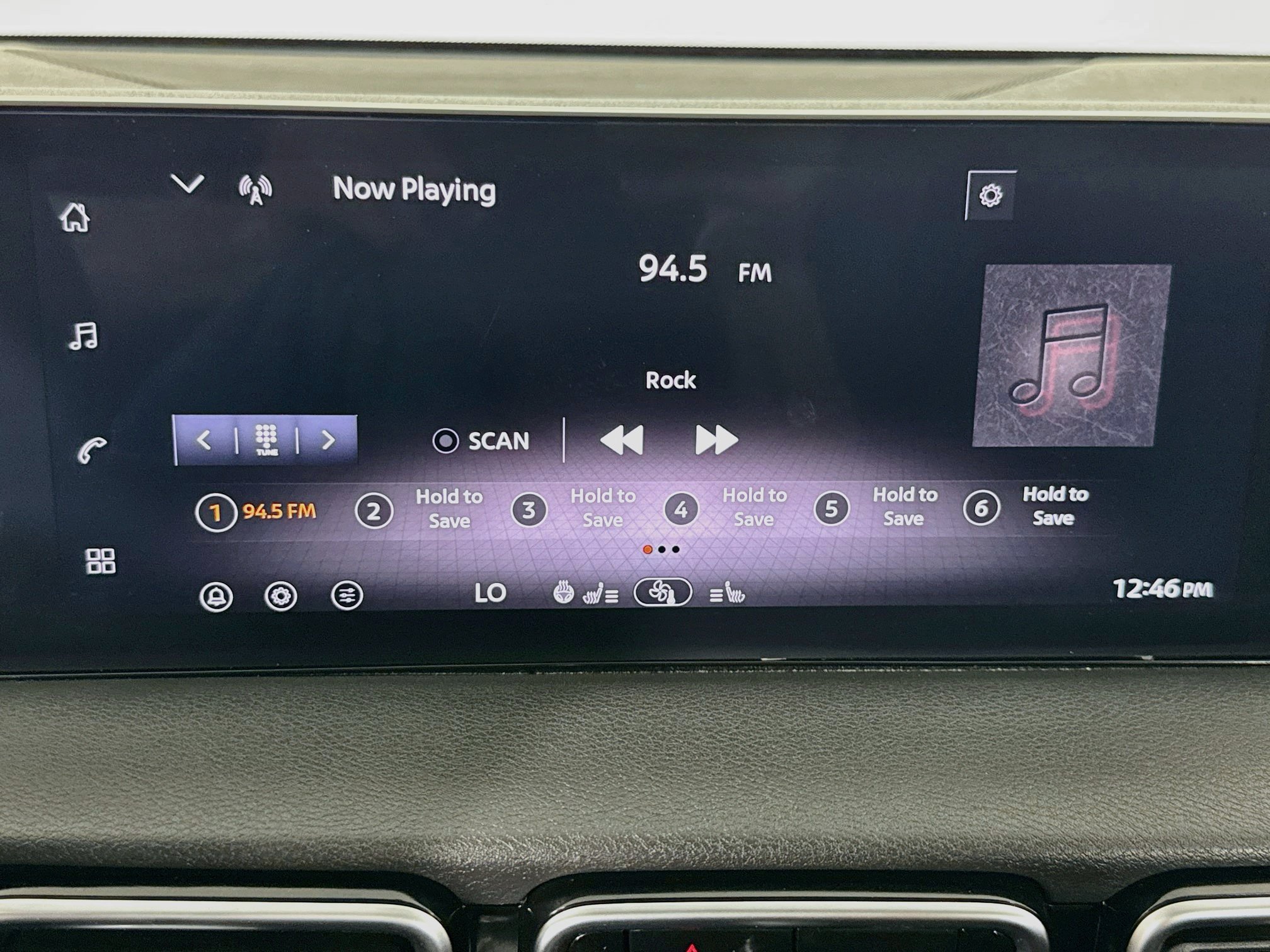 Used 2026 Nissan Sentra SV w/ SV Convenience Package FWD image 16