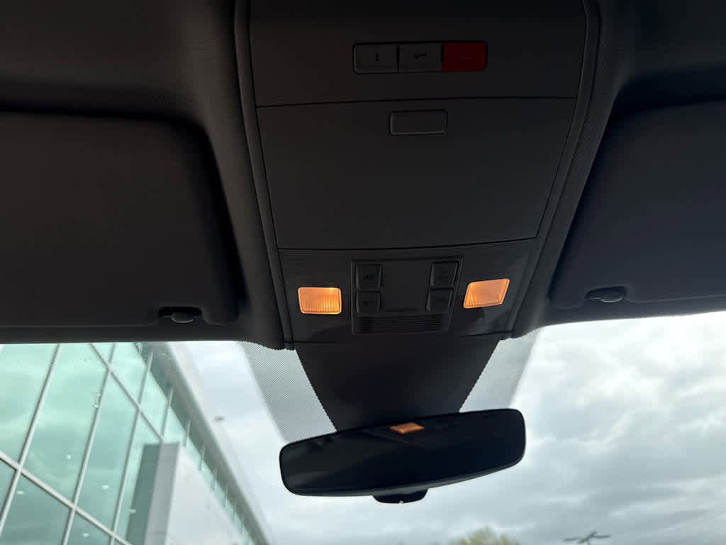 Used 2019 Volkswagen Atlas SE w/ Towing Package image 15