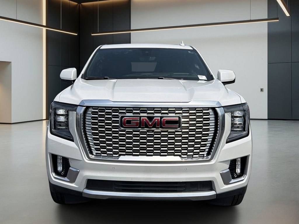Certified 2021 GMC Yukon XL Denali w/ Denali Premium Package RWD image 9