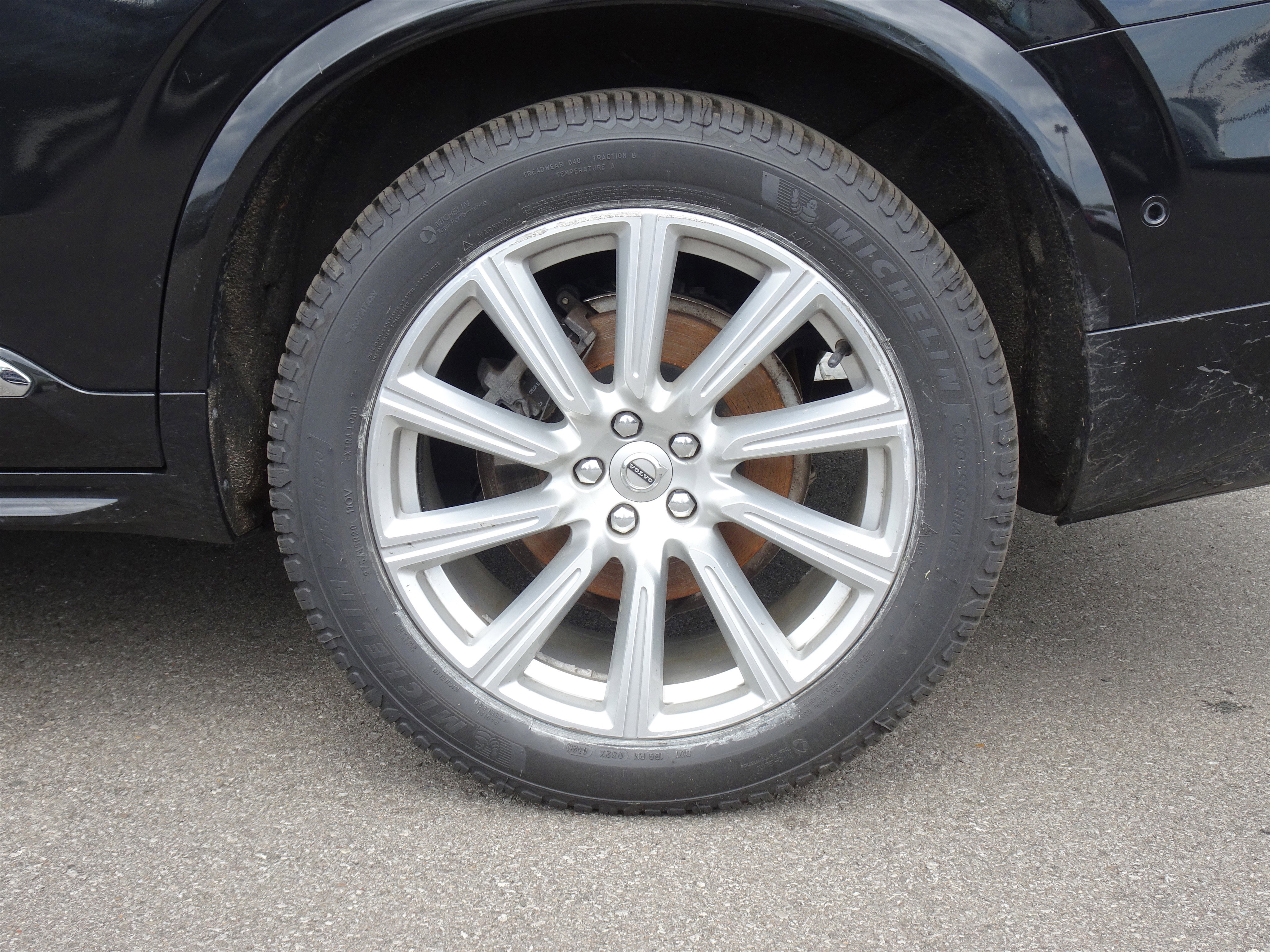 Used 2016 Volvo XC90 T6 Inscription w/ Vision Package image 6