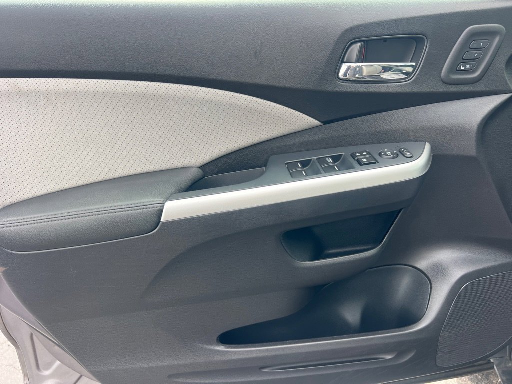 Used 2015 Honda CR-V Touring image 10