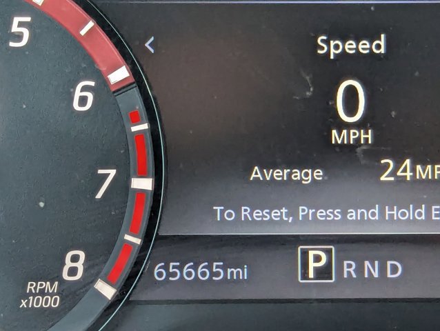 Used 2021 Nissan Titan PRO-4X w/ Pro-4x Convenience Package AWD/4WD image 10