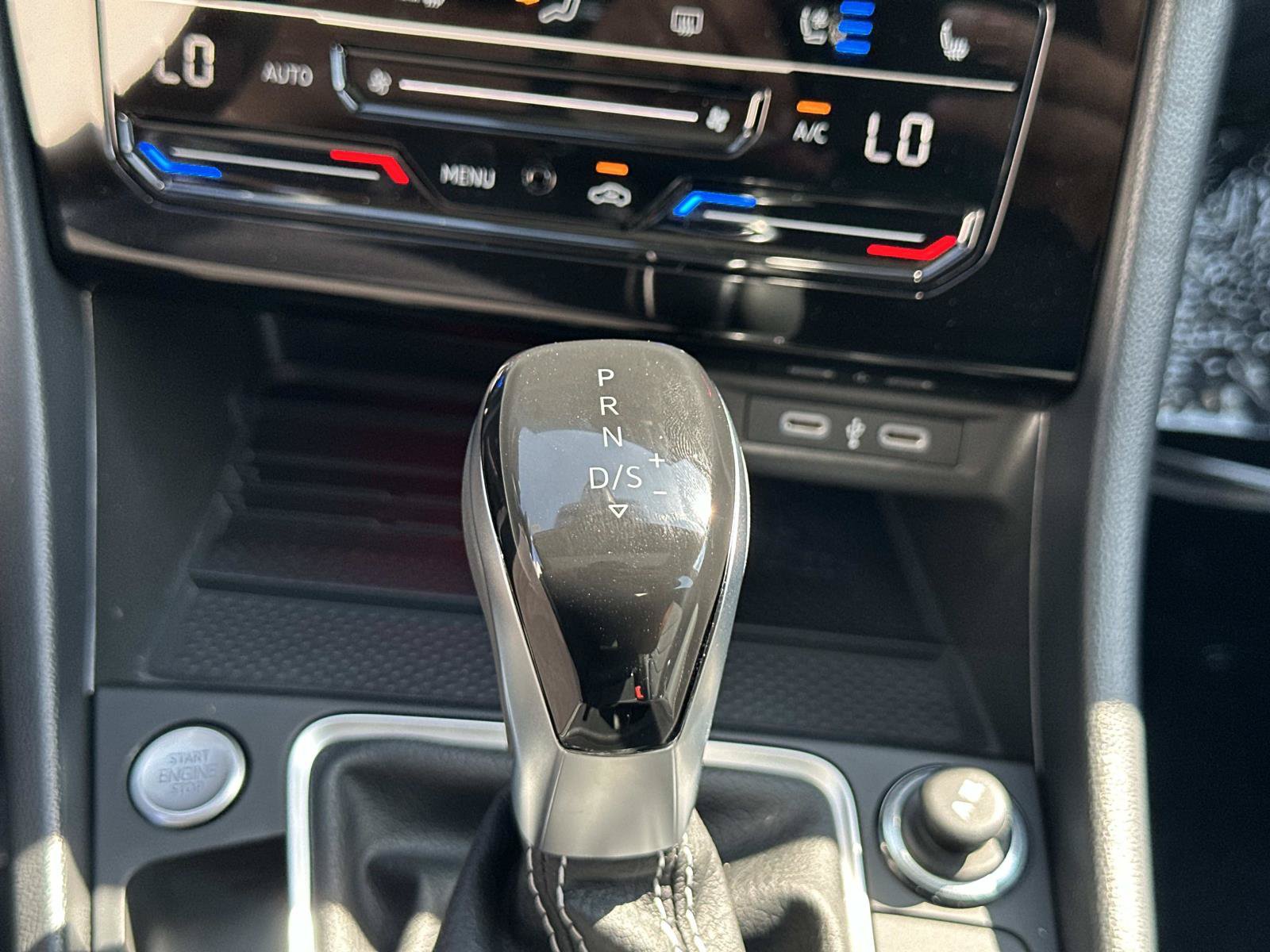 New 2027 Volkswagen Jetta SEL FWD image 18