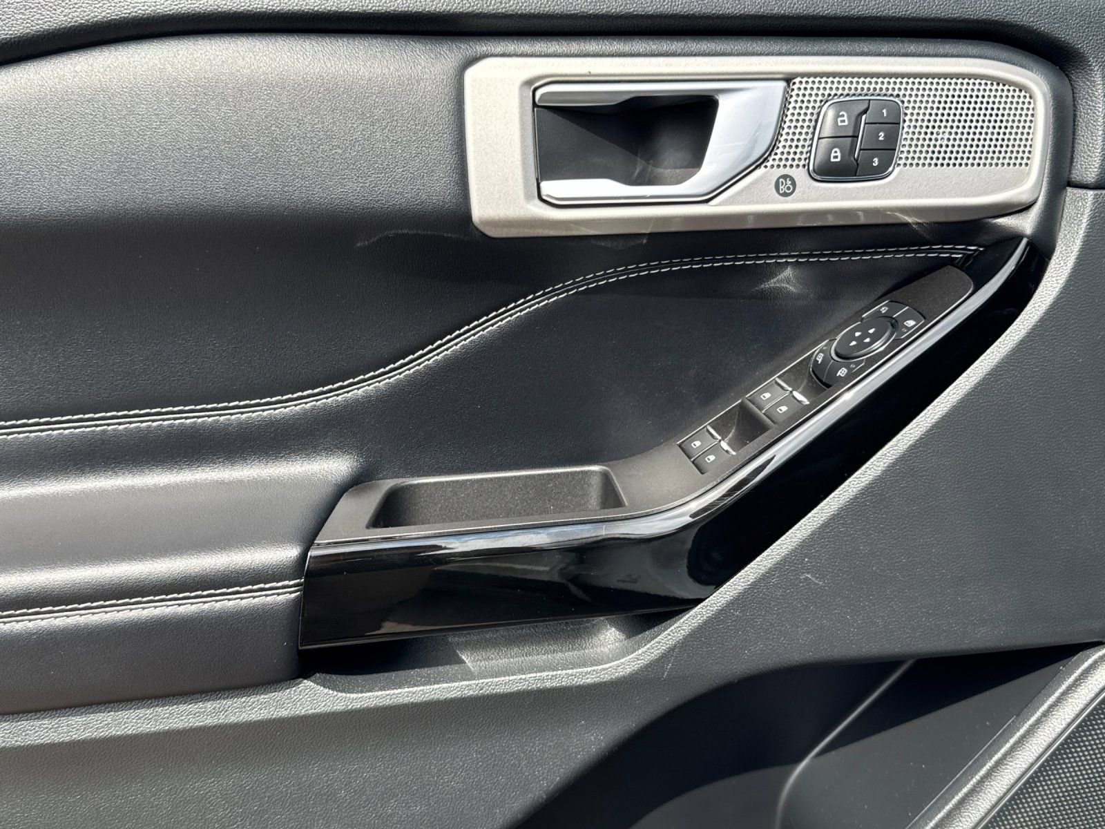 Used 2022 Ford Explorer ST w/ Equipment Group 401A image 12