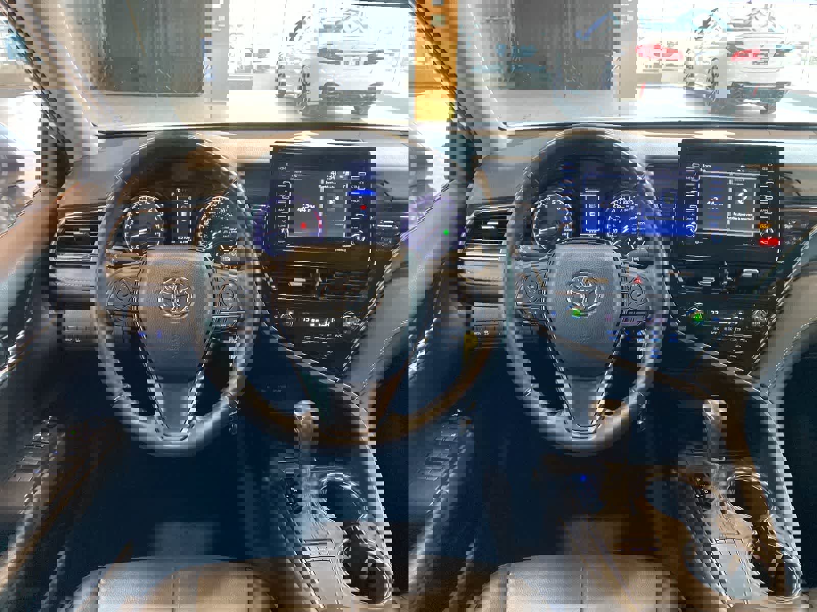 Used 2024 Toyota Camry SE FWD image 15