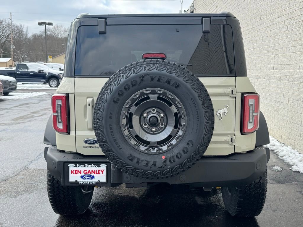 New 2025 Ford Bronco Outer Banks w/ Sasquatch Package image 10