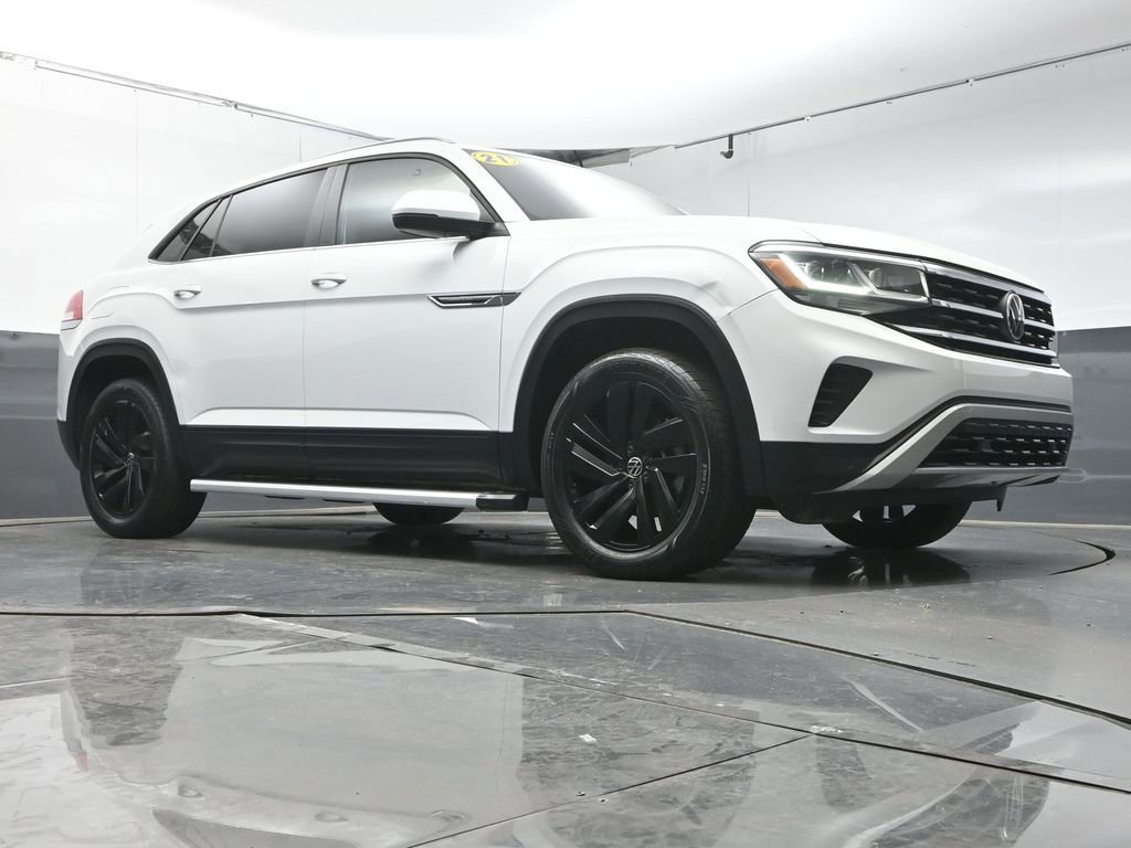 Used 2021 Volkswagen Atlas Cross Sport SE FWD image 40
