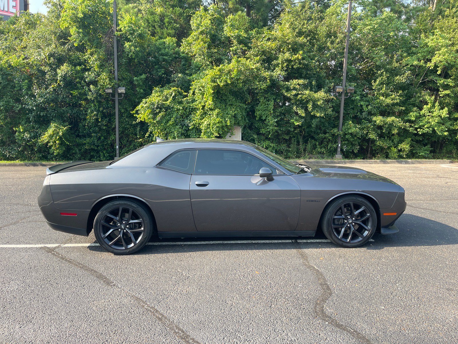 Used 2020 Dodge Challenger R/T w/ Blacktop Package RWD image 20