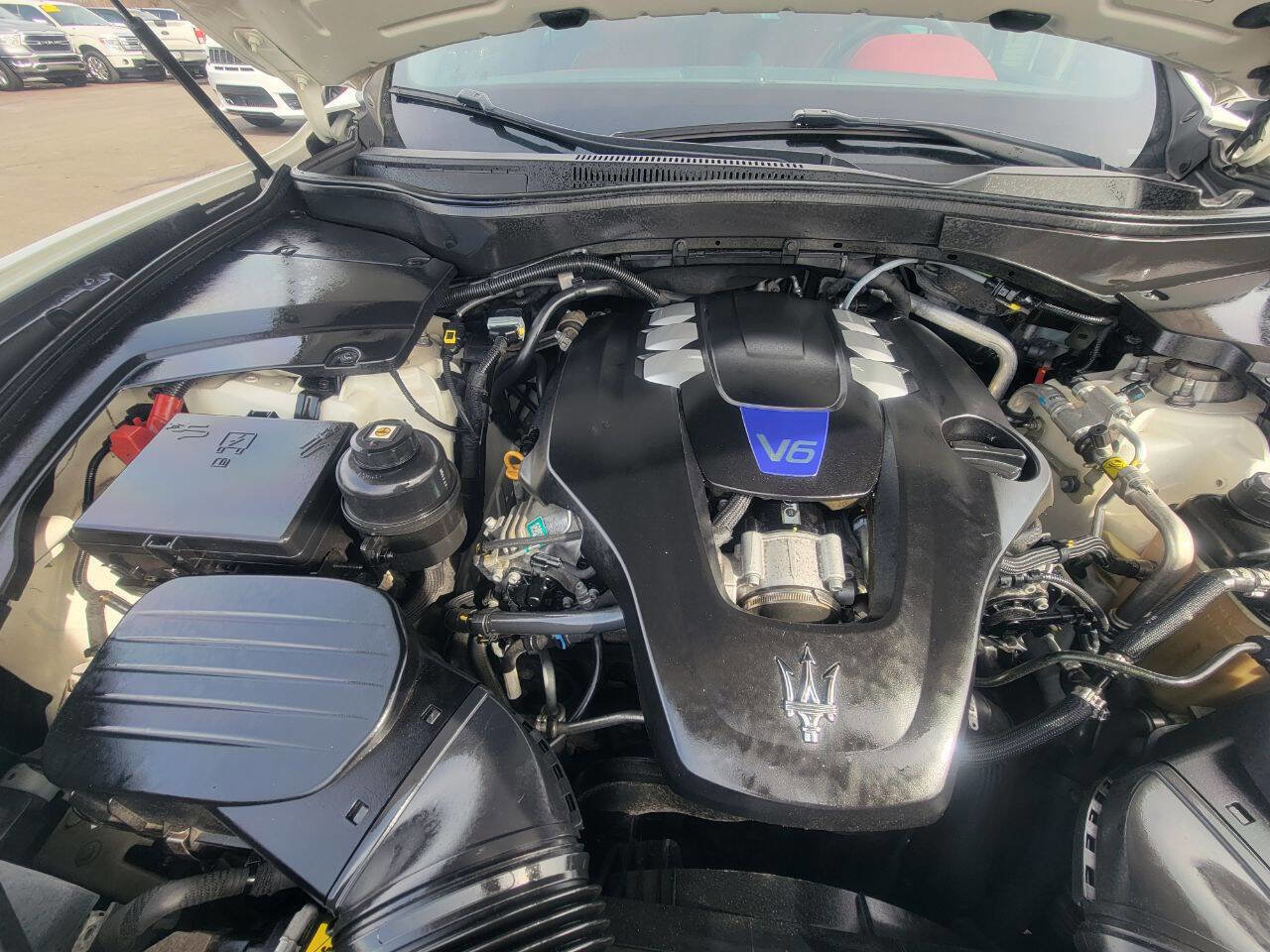 Used 2017 Maserati Levante S image 29