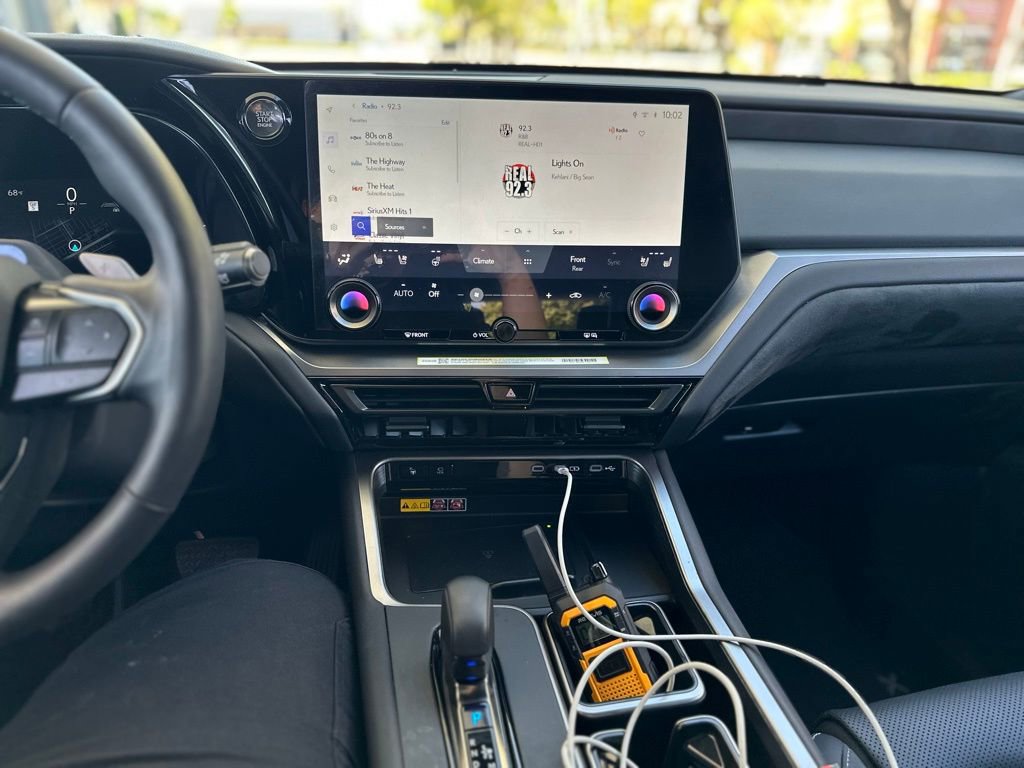 Used 2025 Lexus TX 350 AWD w/ Technology Package image 9