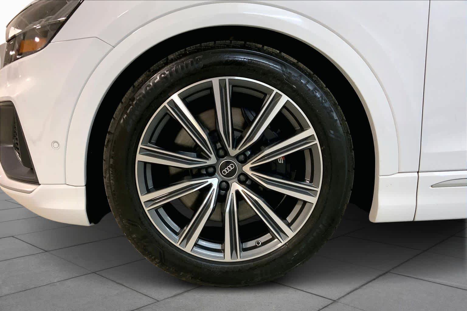 Used 2023 Audi SQ8 Prestige image 10