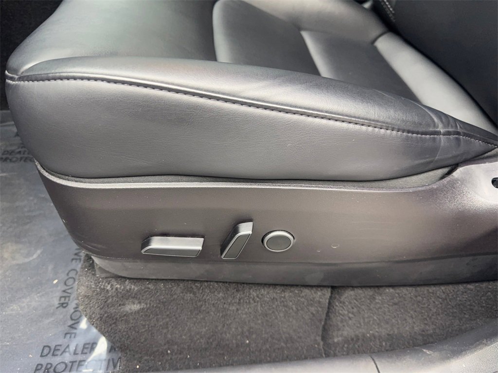 Used 2022 Tesla Model Y Performance image 30