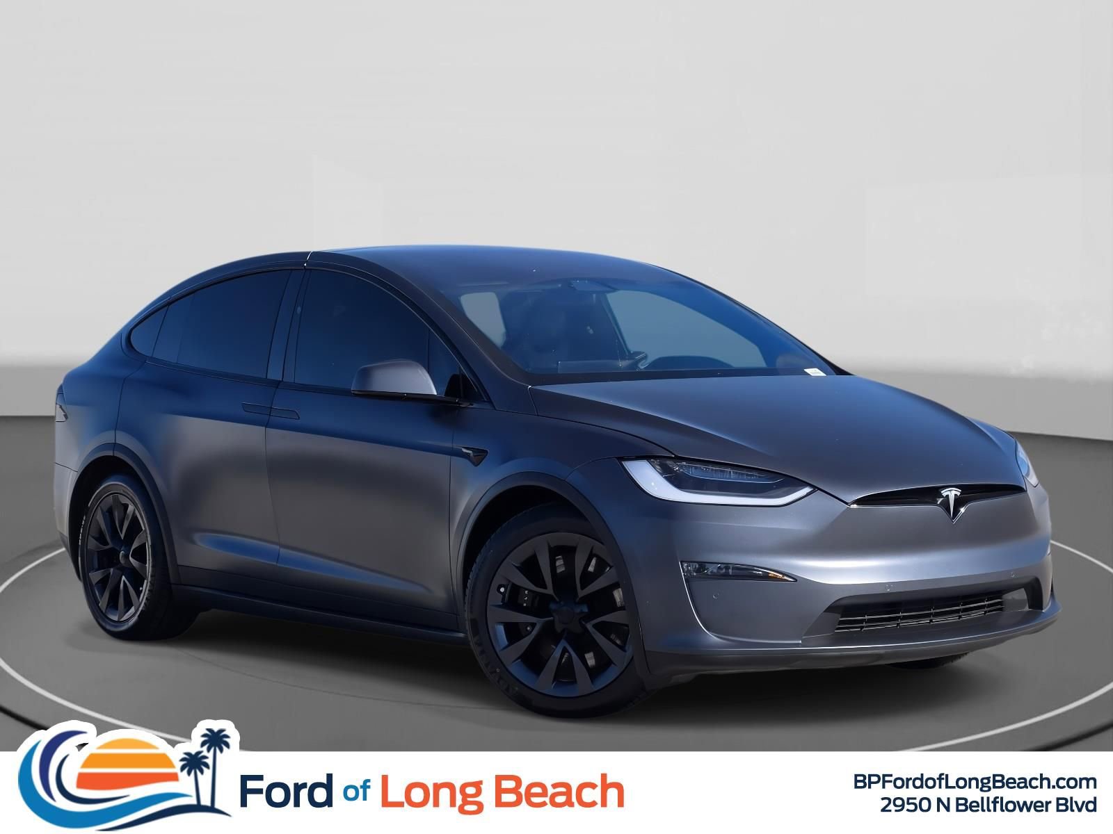 Used 2022 Tesla Model X Plaid image 1