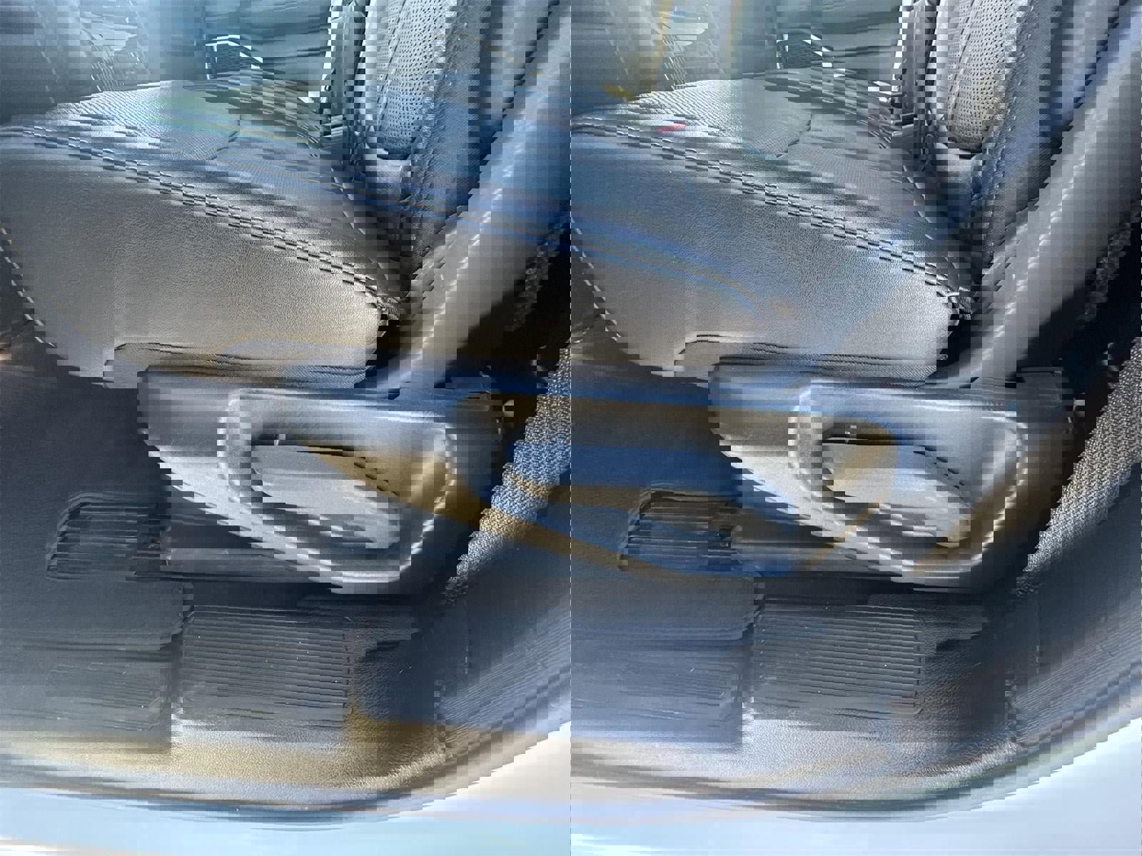 Used 2024 Jeep Wagoneer L Series II w/ Flexible Seating Group image 37