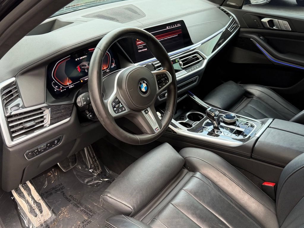 Used 2020 BMW X7 M50i AWD/4WD image 24