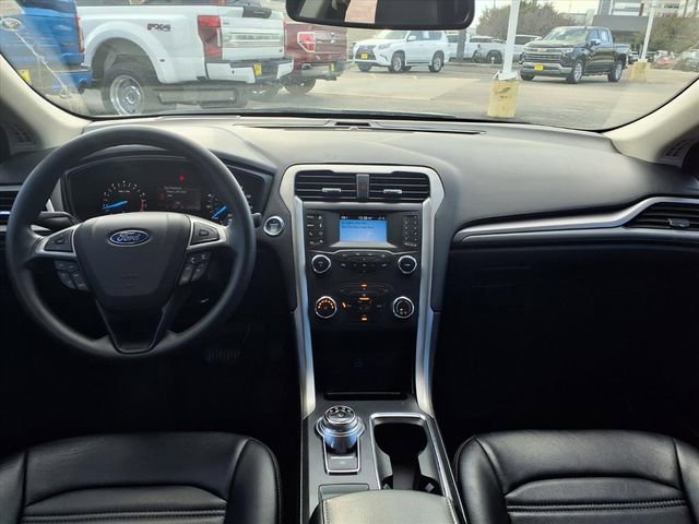 Used 2020 Ford Fusion S image 4