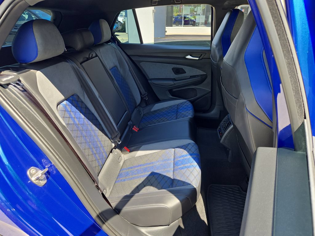 Used 2025 Volkswagen Golf w/ Euro Style Package AWD/4WD image 16