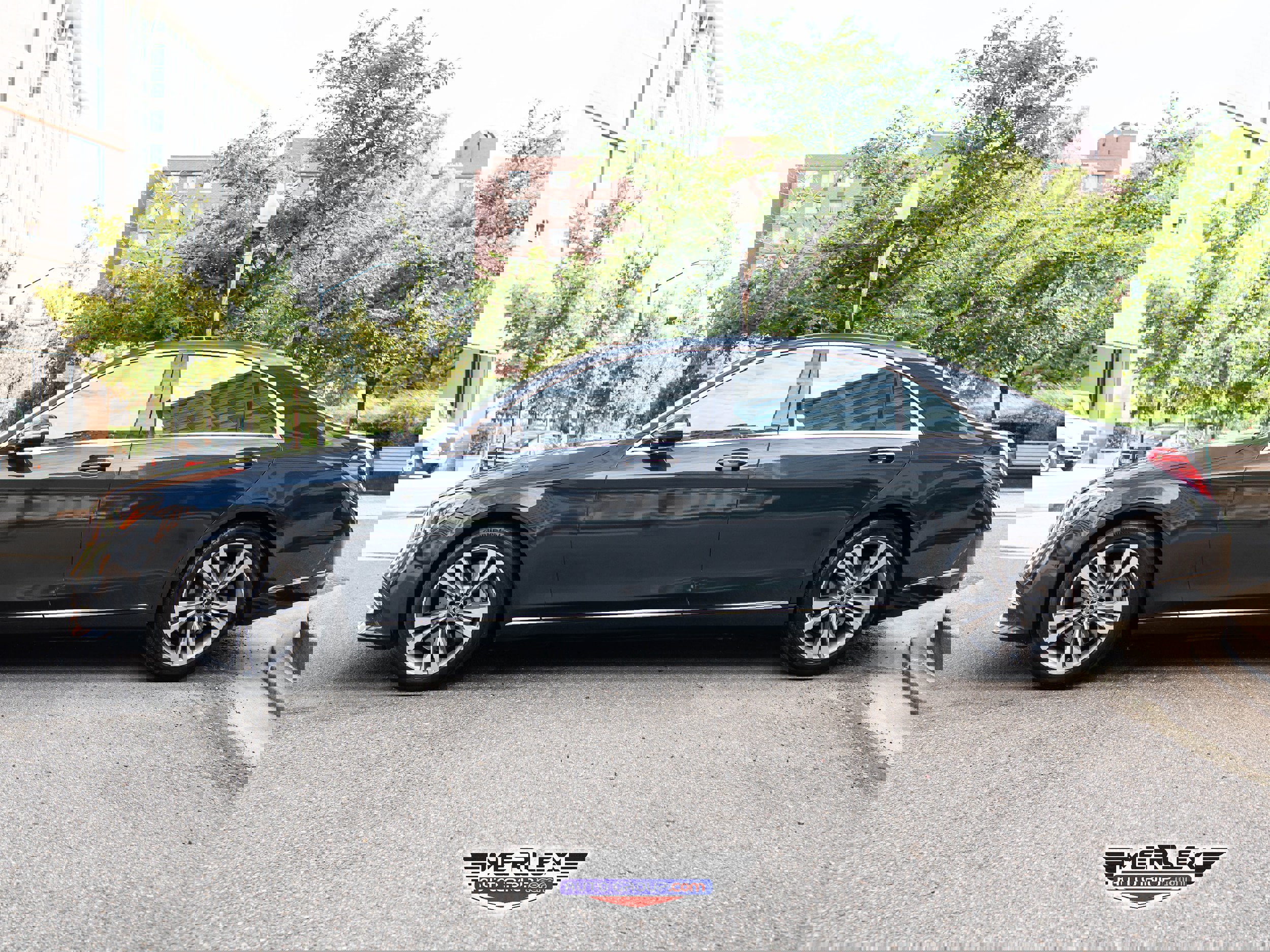 Used 2019 Mercedes-Benz S 560 Sedan image 4