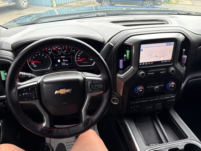 Used 2020 Chevrolet Silverado 1500 LTZ w/ LTZ Convenience Package AWD/4WD image 10
