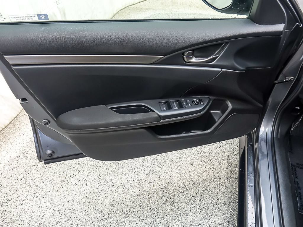 Used 2018 Honda Civic Sport image 18