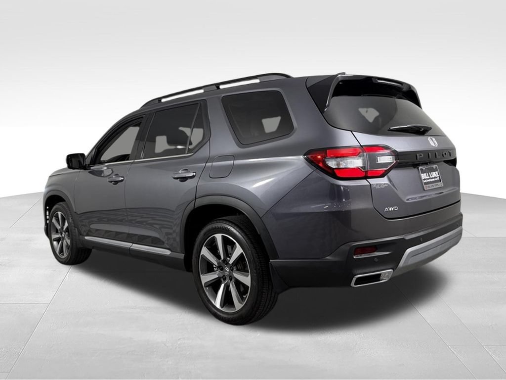 Used 2024 Honda Pilot Elite image 7