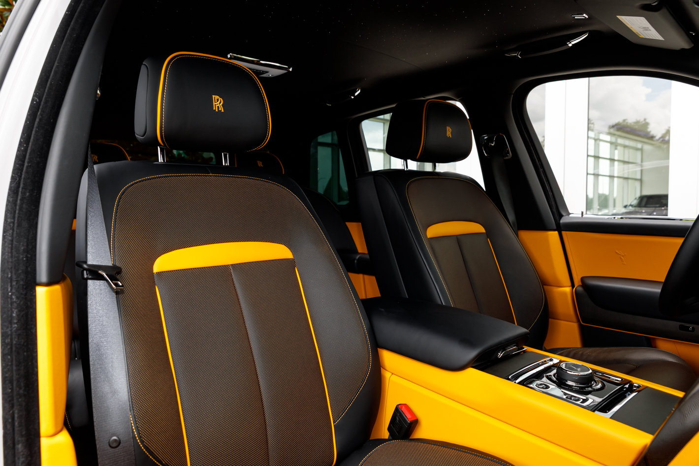 Certified 2024 Rolls-Royce Cullinan w/ Interior Detailing Package AWD/4WD image 46