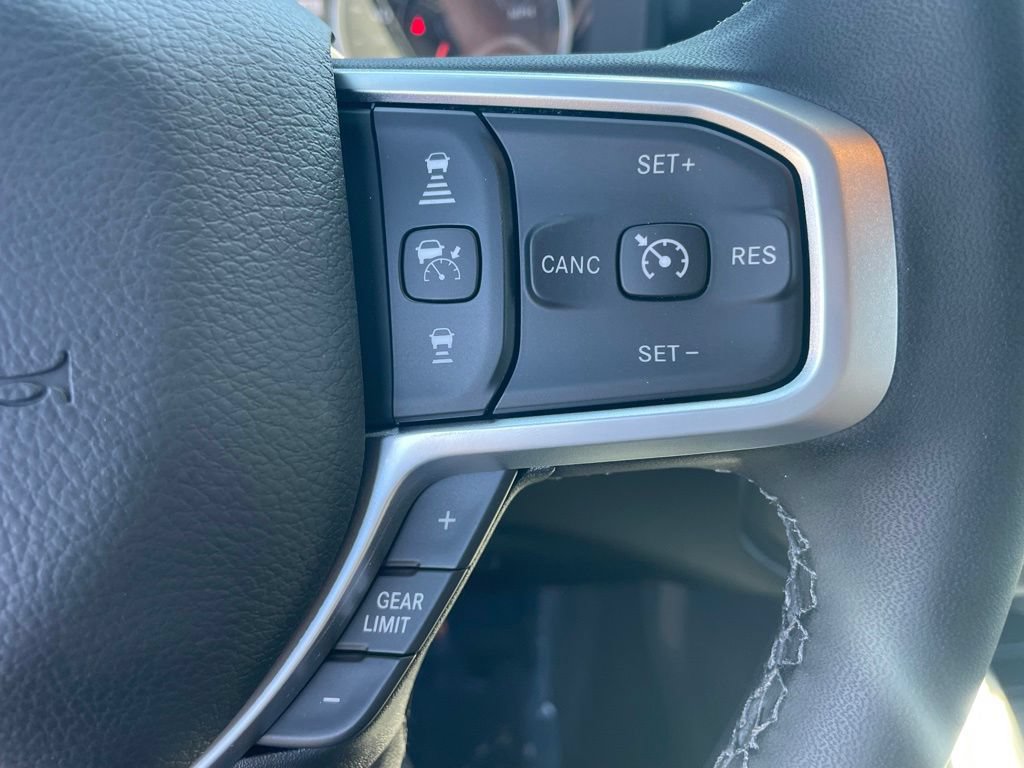 New 2026 RAM 2500 Big Horn AWD/4WD image 30