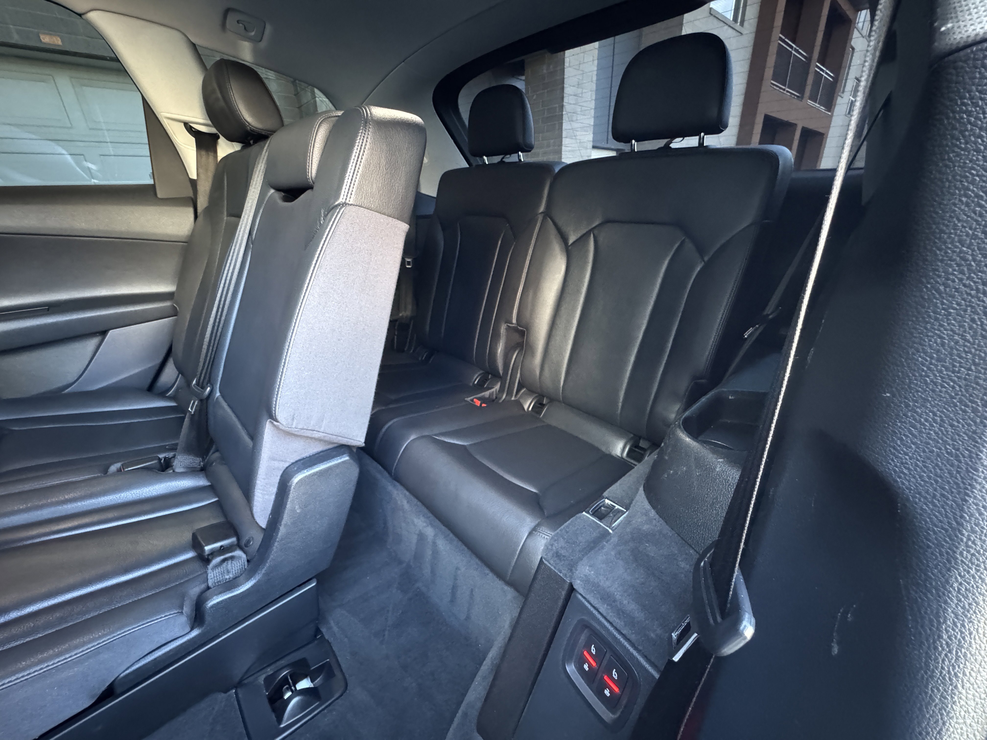 Used 2017 Audi Q7 3.0T Premium AWD/4WD image 31