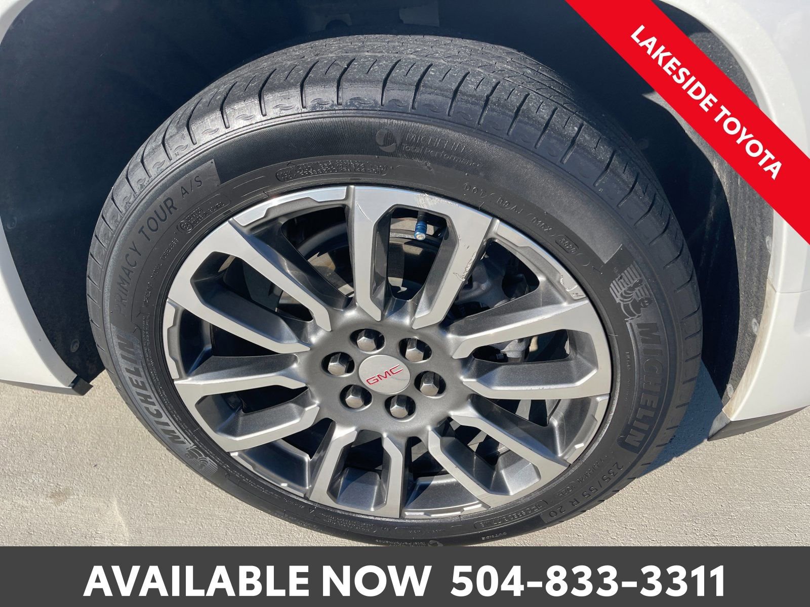 Used 2021 GMC Acadia Denali w/ Denali Technology Package image 14