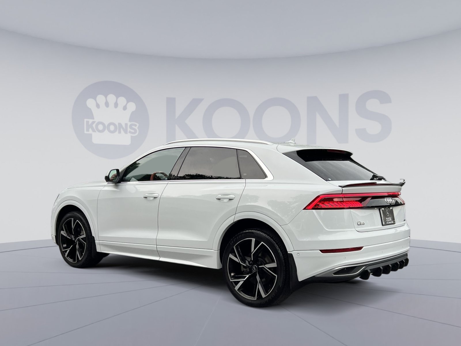 Used 2022 Audi Q8 Premium w/ Convenience Package AWD/4WD image 8