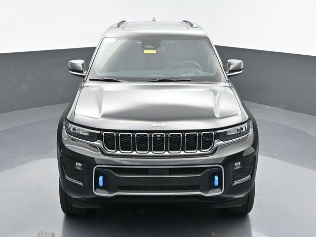 Used 2024 Jeep Grand Cherokee Overland w/ Advanced Protech Group III image 35
