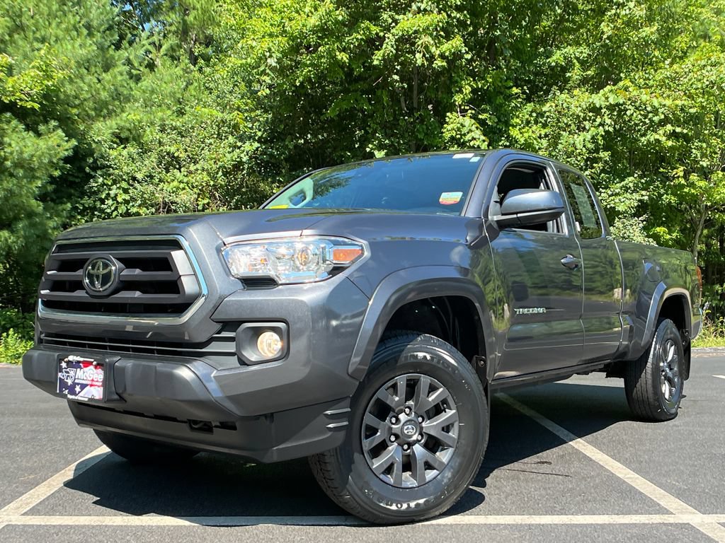 Certified 2022 Toyota Tacoma SR5 w/ SR5 Appearance Package (SM)