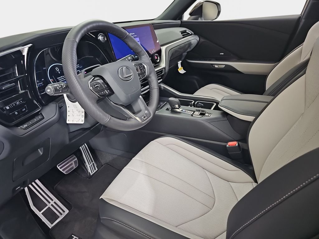 New 2026 Lexus TX 500h AWD w/ Technology Package image 16