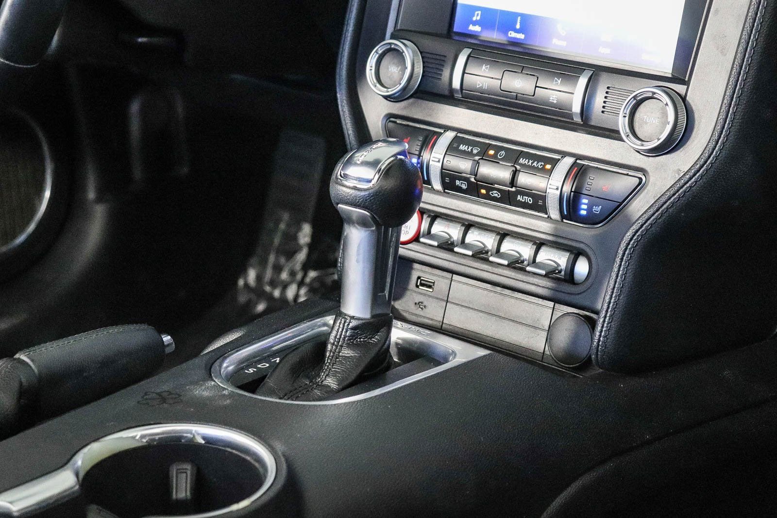 Used 2022 Ford Mustang Premium image 13