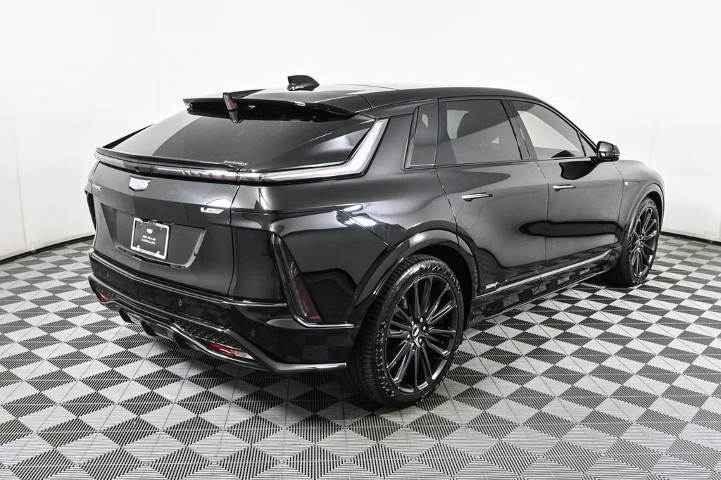 New 2026 Cadillac Lyriq V w/ LPO, Floor Liner Package image 30