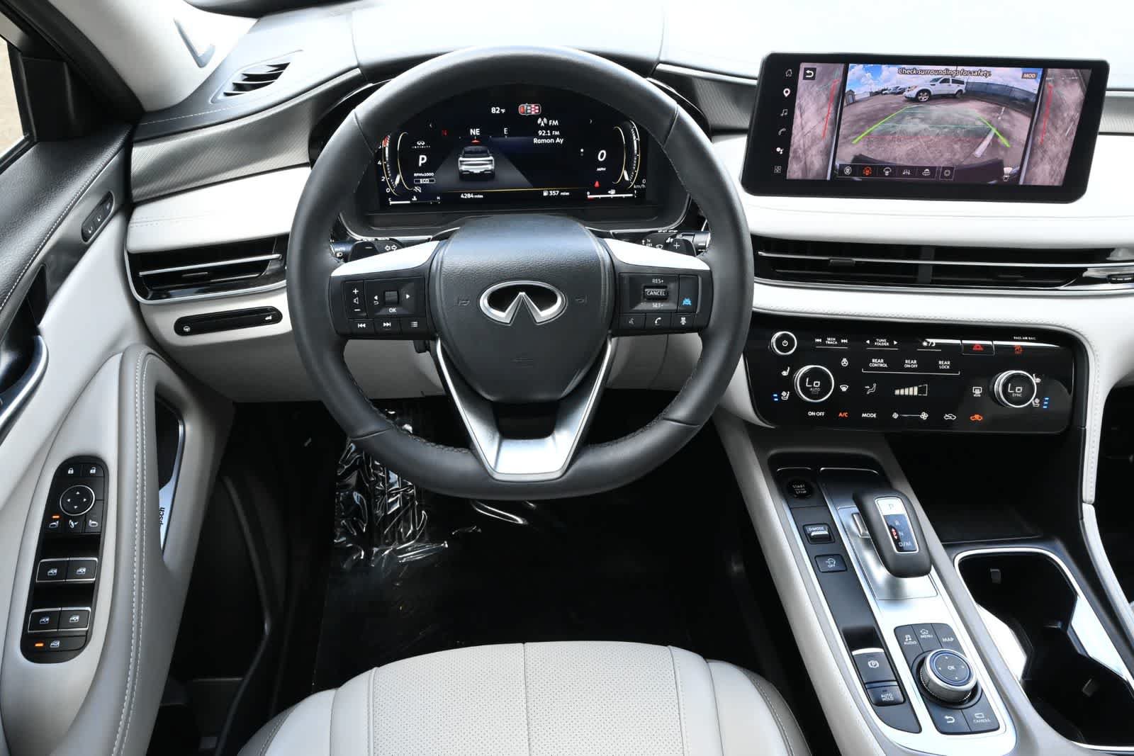 Certified 2026 INFINITI QX60 Luxe w/ Cargo Package FWD image 9
