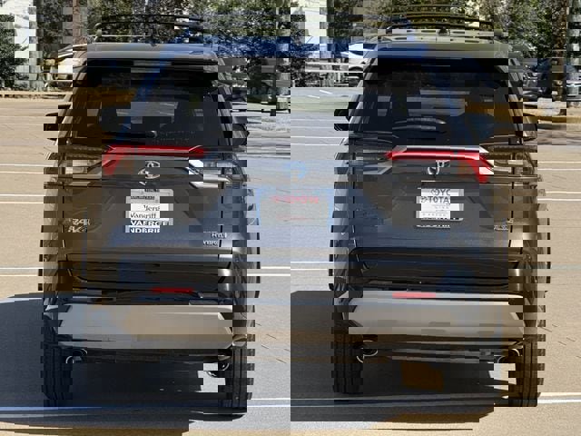 Used 2023 Toyota RAV4 XSE image 5