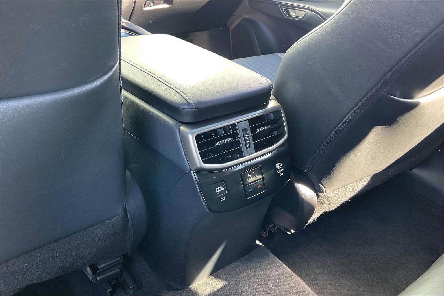 Used 2023 Lexus RX 350 Premium w/ Accessory Package image 40