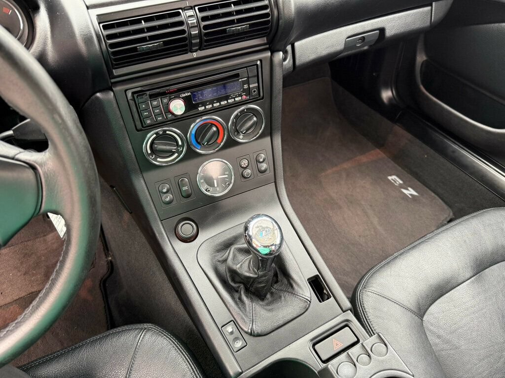 Used 2001 BMW Z3 3.0i RWD image 26